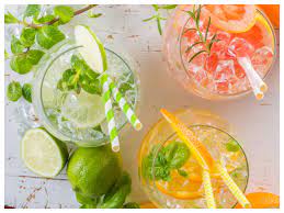 wellhealthorganic.com : how-detox-water-works-in-reducing-weight