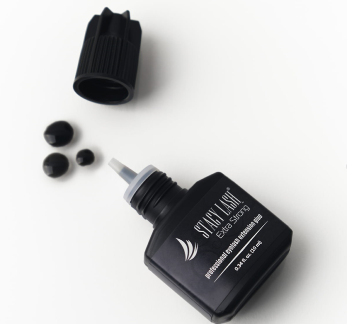 The Science Behind Lash Glue: What Makes It Last Longer?