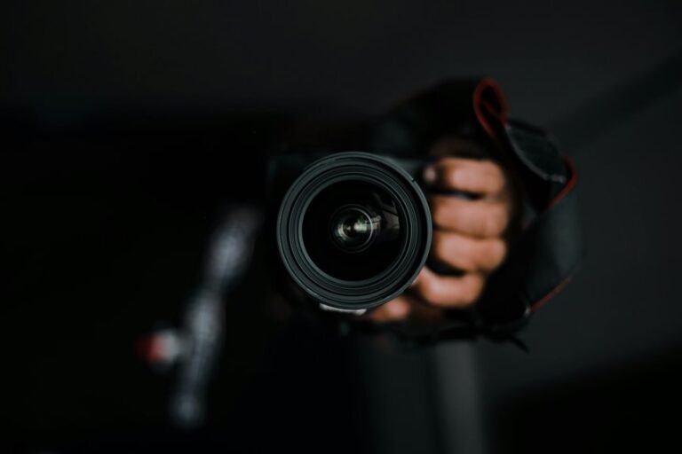 capture engagement beacon lens