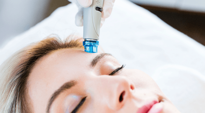 How Hydrafacial Services Can Give You Glowing and Hydrated Skin